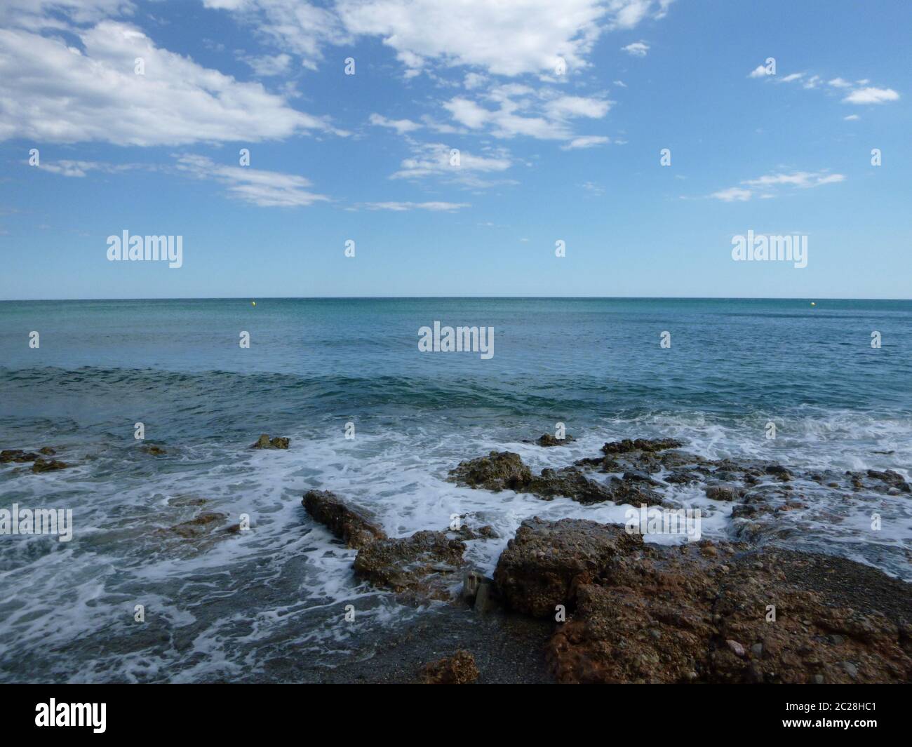 Mare, surf, onde, rocce Foto Stock