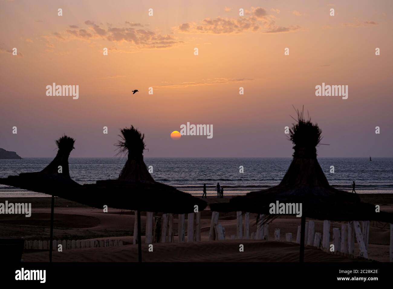 Spiaggia Essaouira/Marocco - tramonto su una sera d'estate Foto Stock