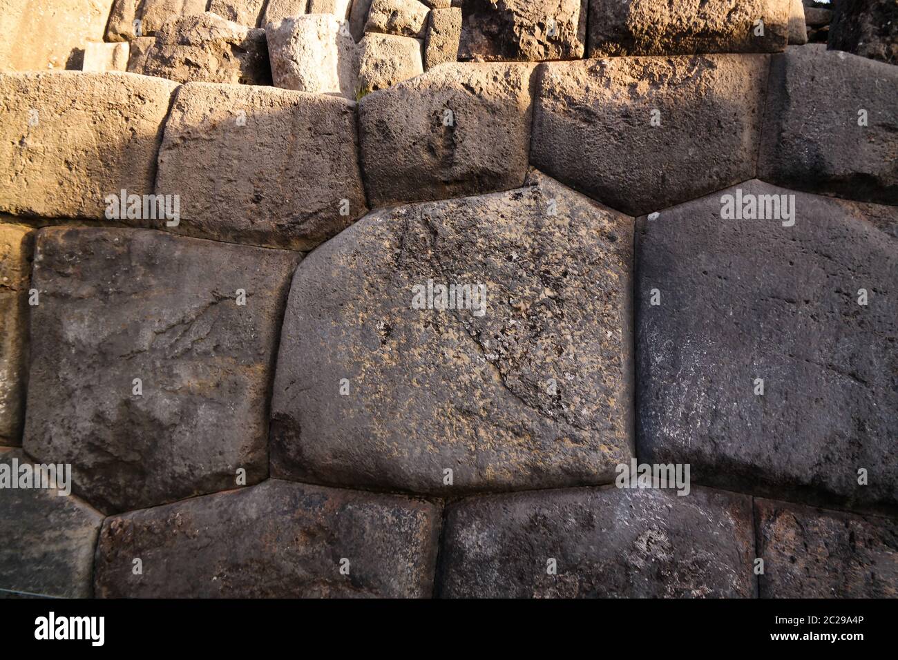 Vista di Sacsayhuaman, sito patrimonio dell'umanità dell'UNESCO, Cusco, Perù Foto Stock