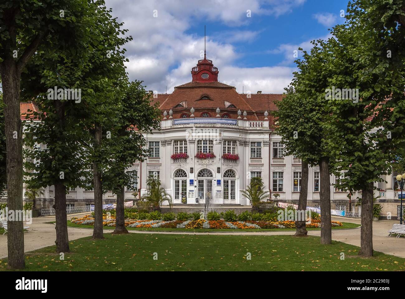 Edificio oif Alzbetiny lazne, Karlovy Vary Foto Stock