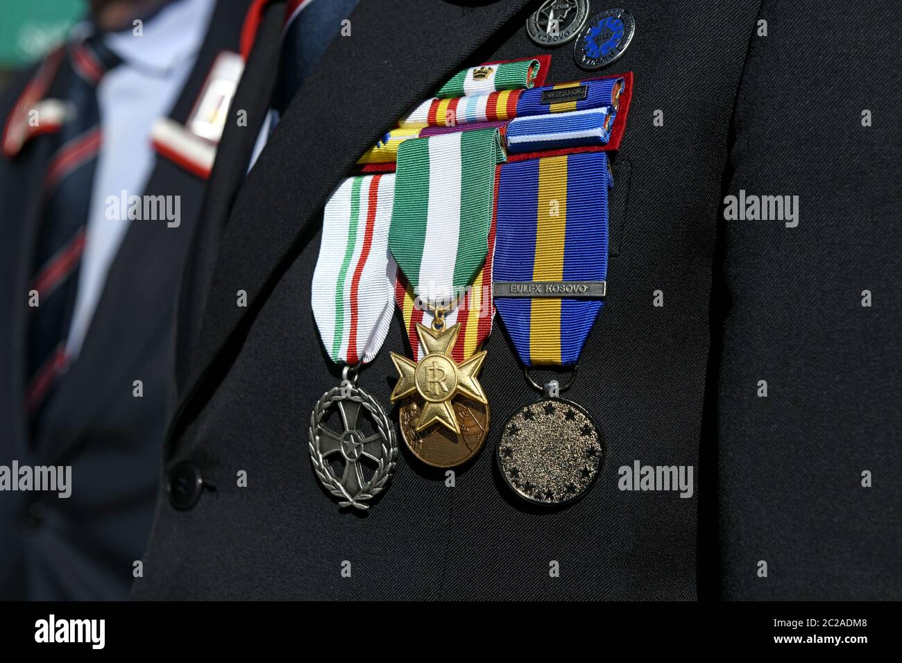 Medaglie di valore militare, durante la parata militare italiana di Milano Foto Stock
