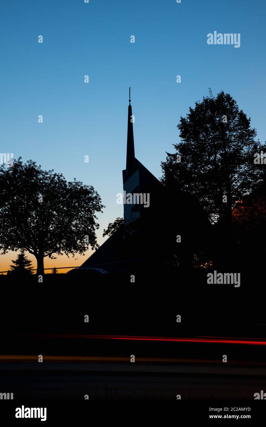 Gdansk, Polonia 26 settembre 2019: Chiesa polacca a Gdansk durante il tramonto Foto Stock