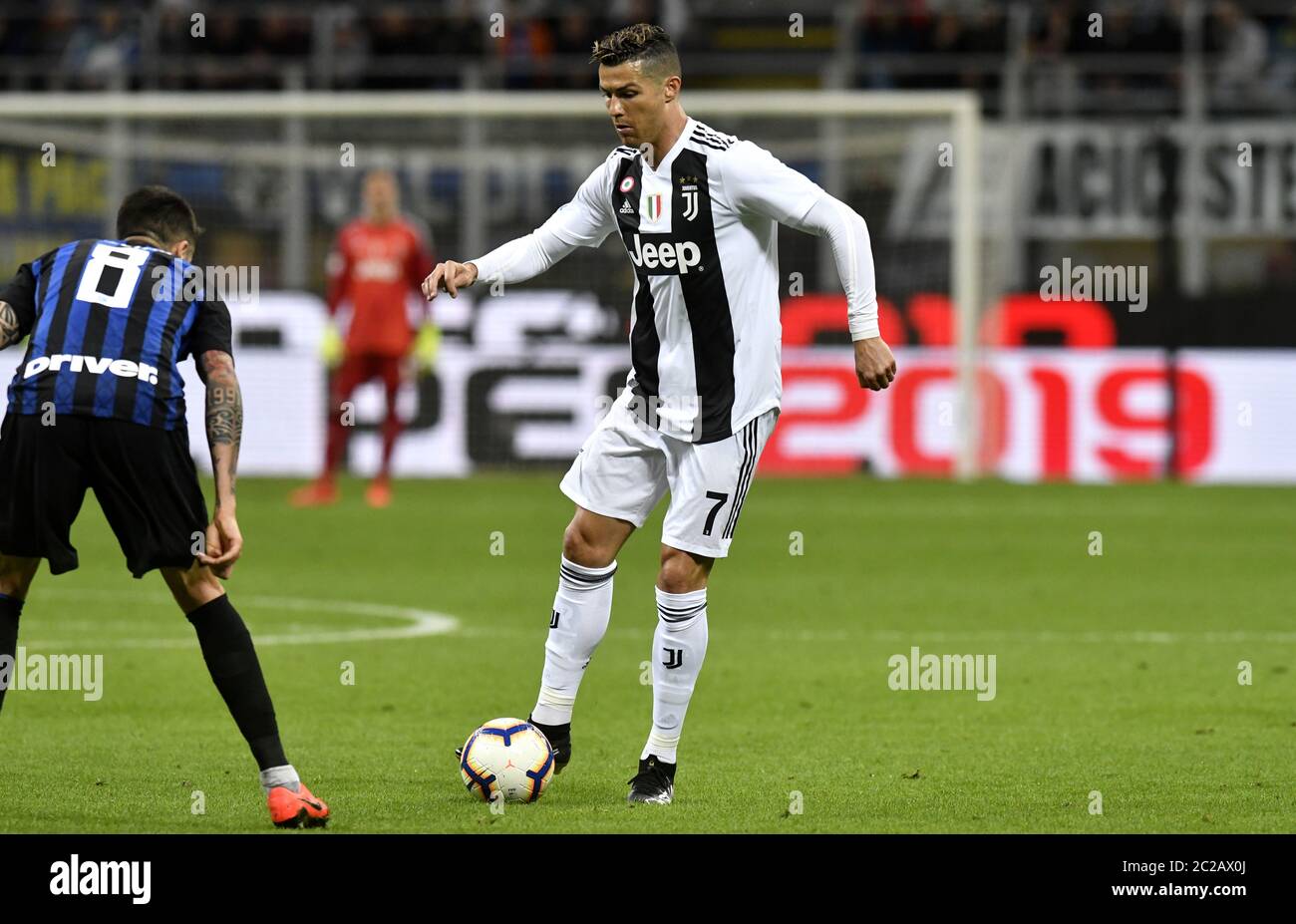La stella portoghese del calcio Cristiano Ronaldo, della Juventus F.C., allo stadio di calcio san siro, a Milano. Foto Stock