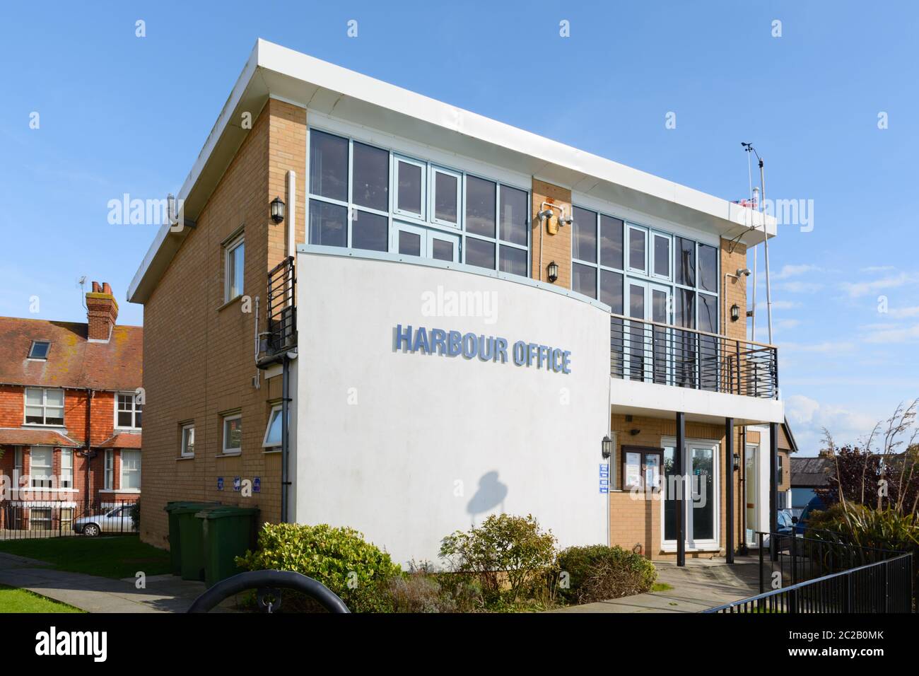 Edificio del porto a Littlehampton, West Sussex, Inghilterra, Regno Unito. Foto Stock