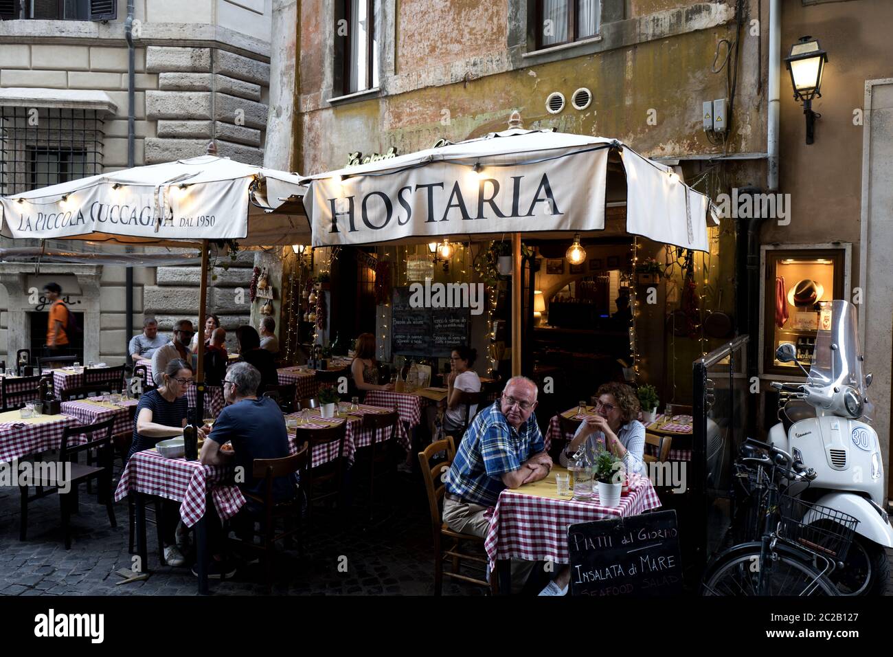 Ristorante ebraico immagini e fotografie stock ad alta risoluzione - Alamy