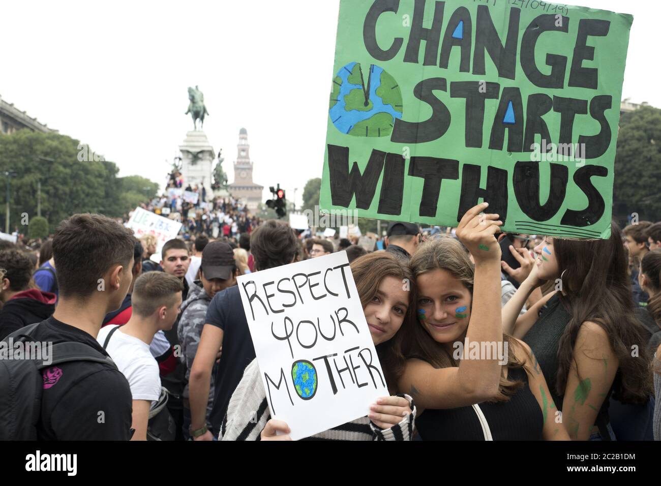 Sciopero degli studenti Venerdì per il futuro, sciopero internazionale contro il riscaldamento globale, a Milano, 2019 settembre. Foto Stock