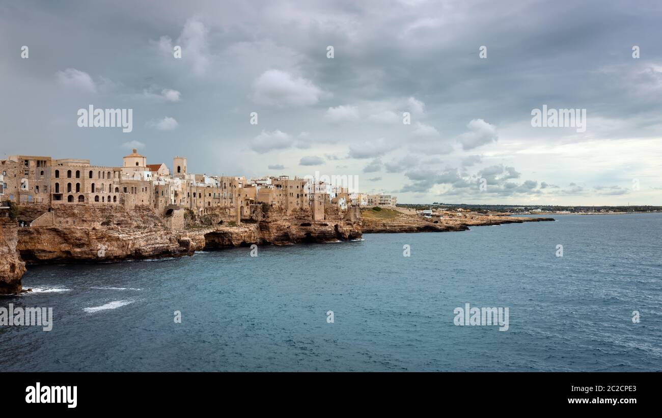 Vista panoramica di Polignano a Mare, Puglia, Italia Foto Stock