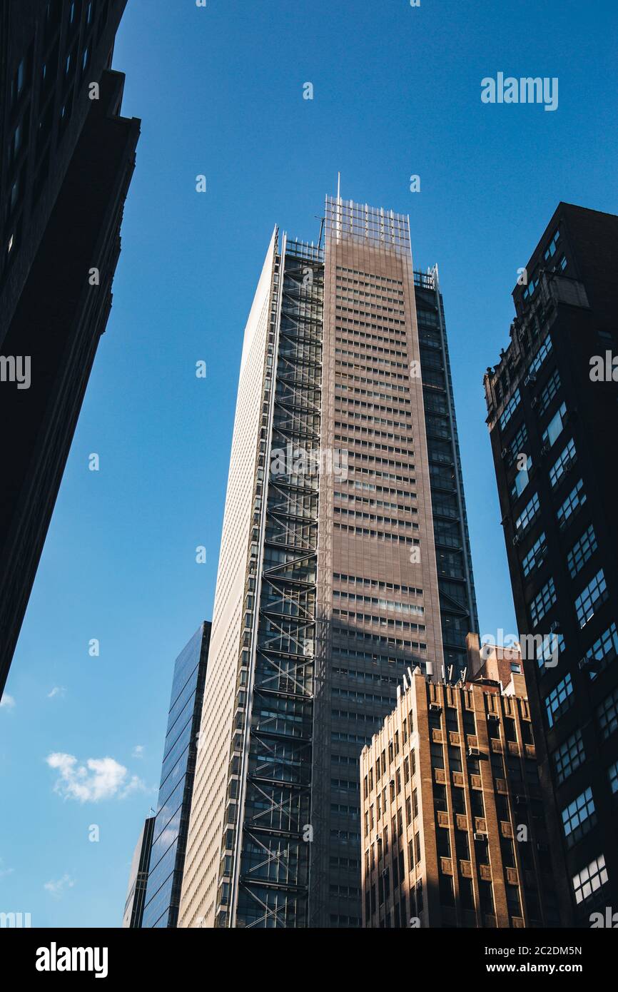 La città di New York / STATI UNITI D'America - 13 LUG 2018: New York Times building vista da street nel centro di Manhattan Foto Stock