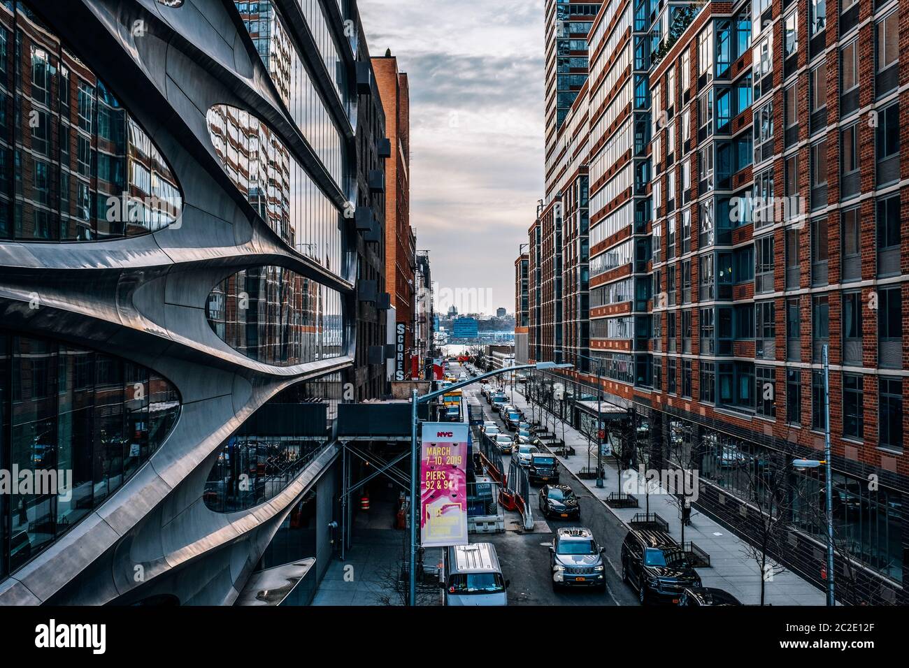 Vista sulla strada della 28a strada ovest a Chelsea New York City Foto Stock