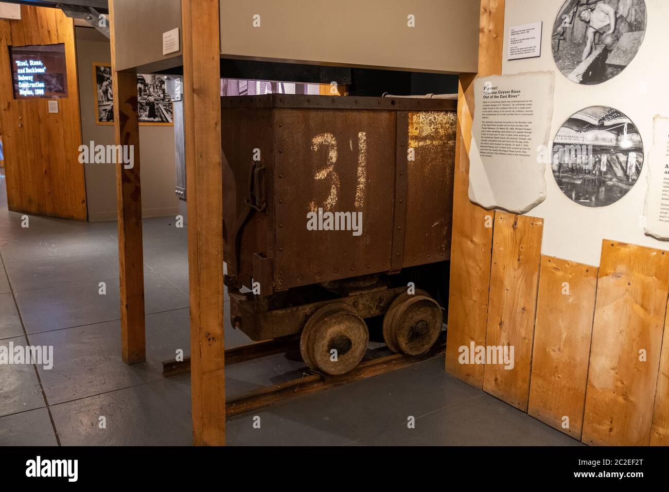 Mostra del New York Transit Museum situato nel centro di Brooklyn Foto Stock