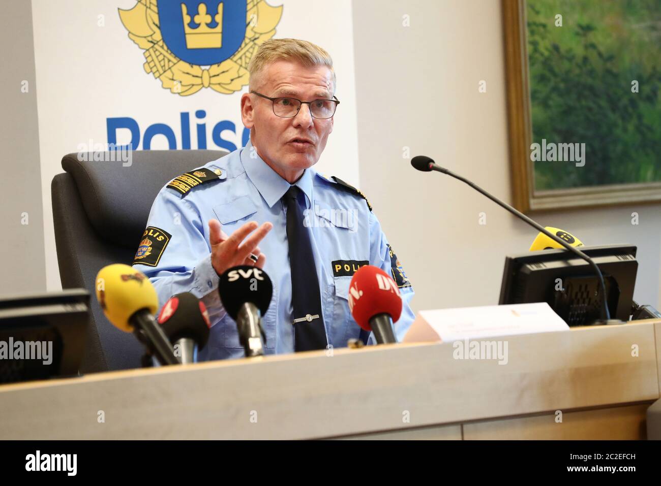 Linkoping, Svezia 20200610La polizia e il procuratore tengono una conferenza stampa in seguito all'arresto di oggi di un uomo di 37 anni, arrestato, ammesso al doppio omicidio di Linköping nel 2004. Nella foto Jan Staaf, sezione investigativa polizia Östergötland. Foto Gippe Gustafsson Foto Stock