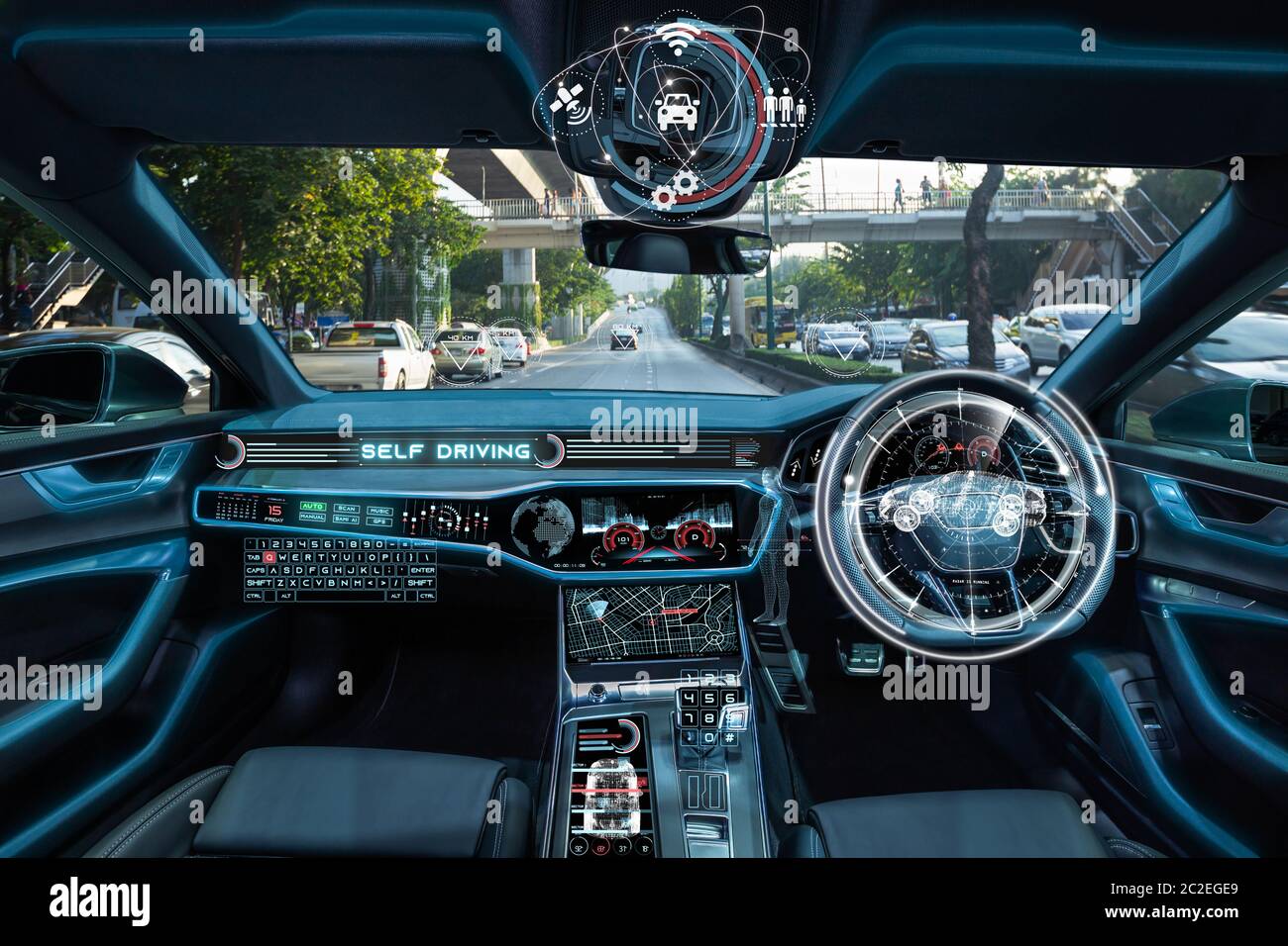 Guida autonoma del veicolo con interfaccia utente grafica, concetto di auto intelligente tecnologica Foto Stock