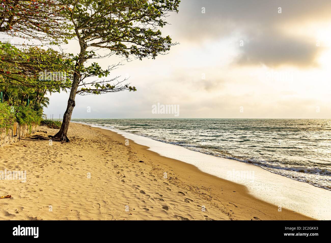 Ilhabela Beach uno dei principali luoghi turistici della costa di San Paolo Foto Stock