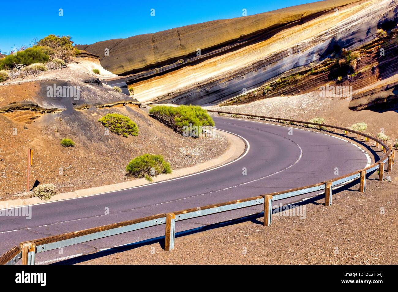 Strada nel Parco Nazionale del Monte Teide, Tenerife, Isole Canarie, Spagna Foto Stock