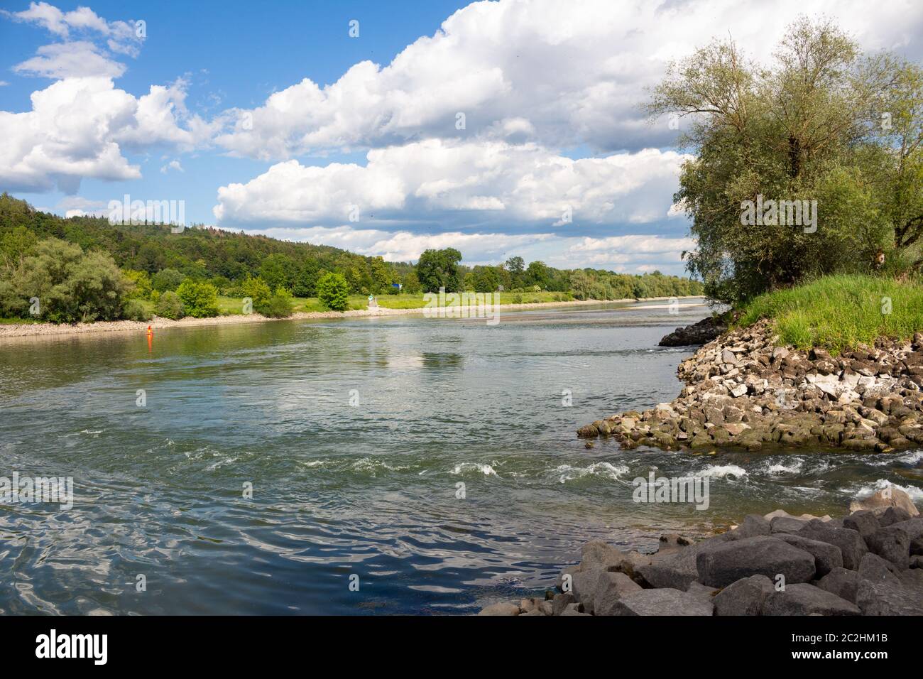 L'estuario del fiume Isar nel 'Donau' vicino a Deggendorf in Germania Foto Stock