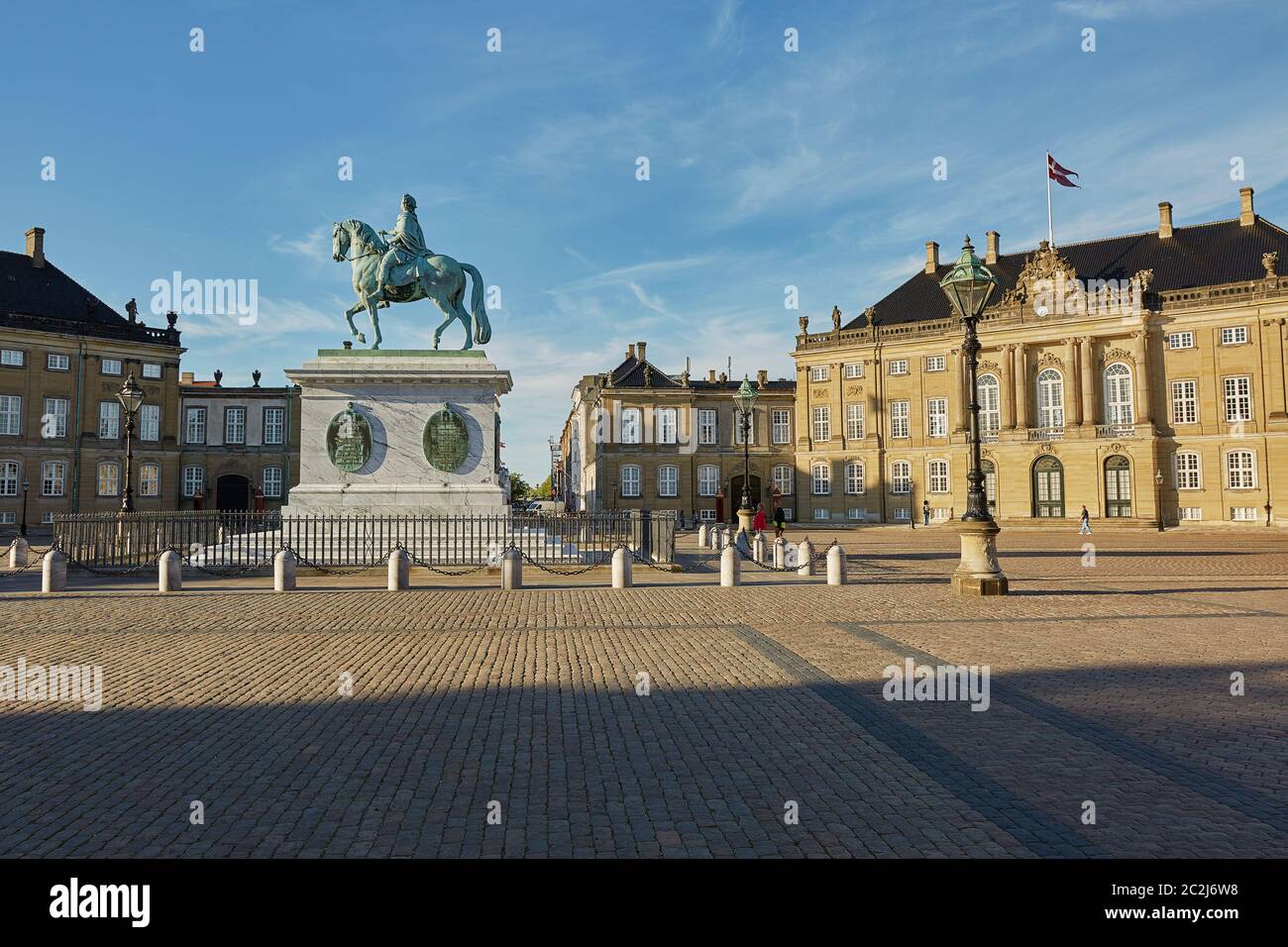 Amalienborg è la residenza della famiglia reale danese. Foto Stock