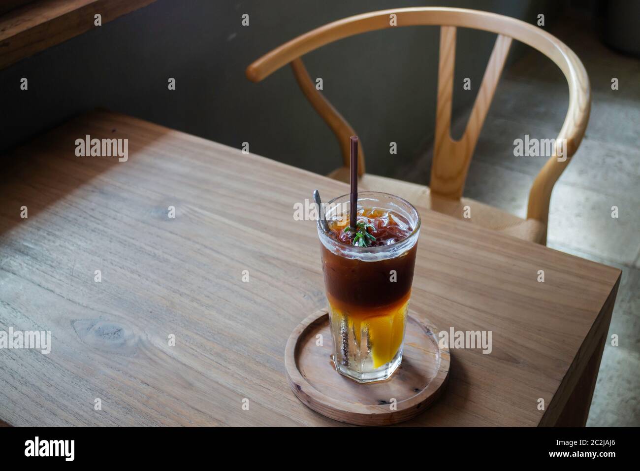 Drink di firma di iced peach caffè nero, stock photo Foto Stock