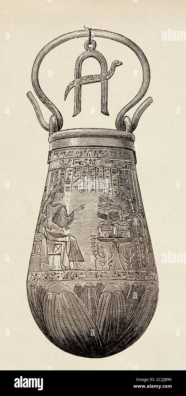 Situla decorata, 305-30 a.C. Dinastia tolemaica. Antica cultura egiziana, Egitto. Illustrazione incisa del 19 ° secolo, El Mundo Ilustrado 1880 Foto Stock