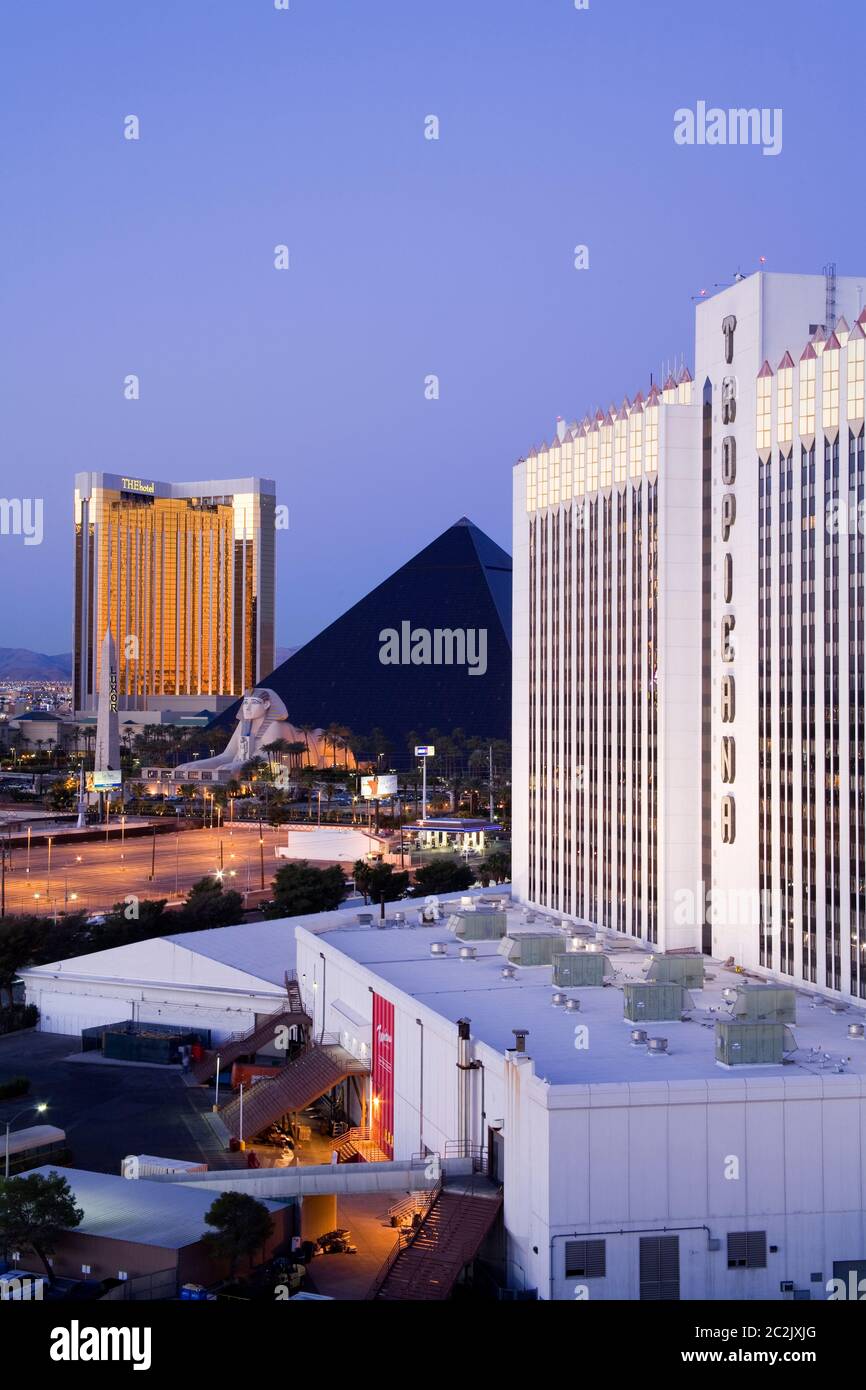 Tropicana, THEhotel e Luxor Casino, Las Vegas, Nevada, Stati Uniti, Nord America Foto Stock