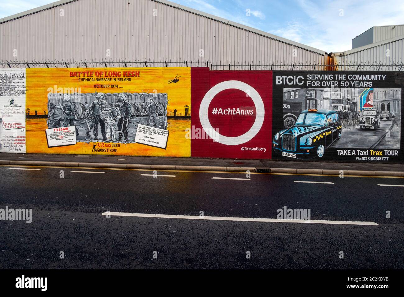 Murales colorati a Belfast, Irlanda del Nord, Regno Unito, Europa Foto Stock