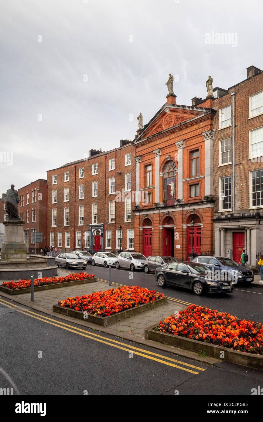 Chiesa cattolica cuore sacro vicino al Limerick Tutorial College a Limerick, Repubblica d'Irlanda, Europa Foto Stock