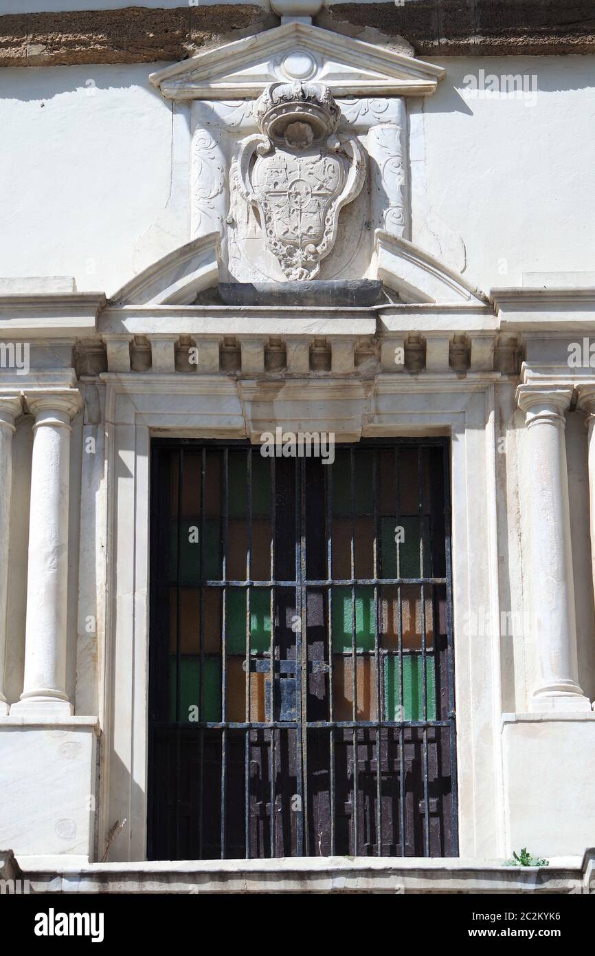 Portale con traliccio, Andalusia Foto Stock