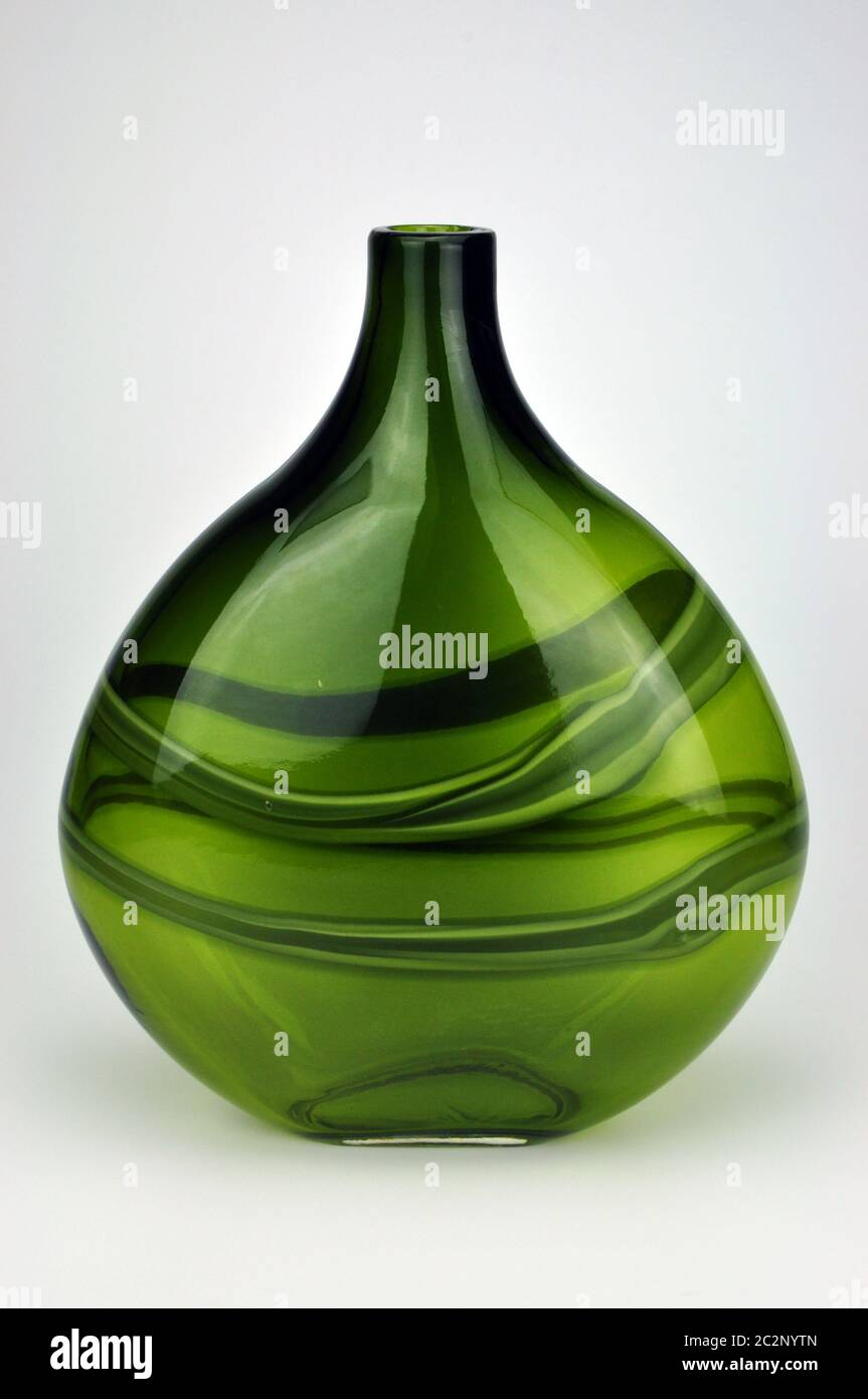 Vaso in vetro soffiato a mano italiano a strisce Empoli Foto Stock