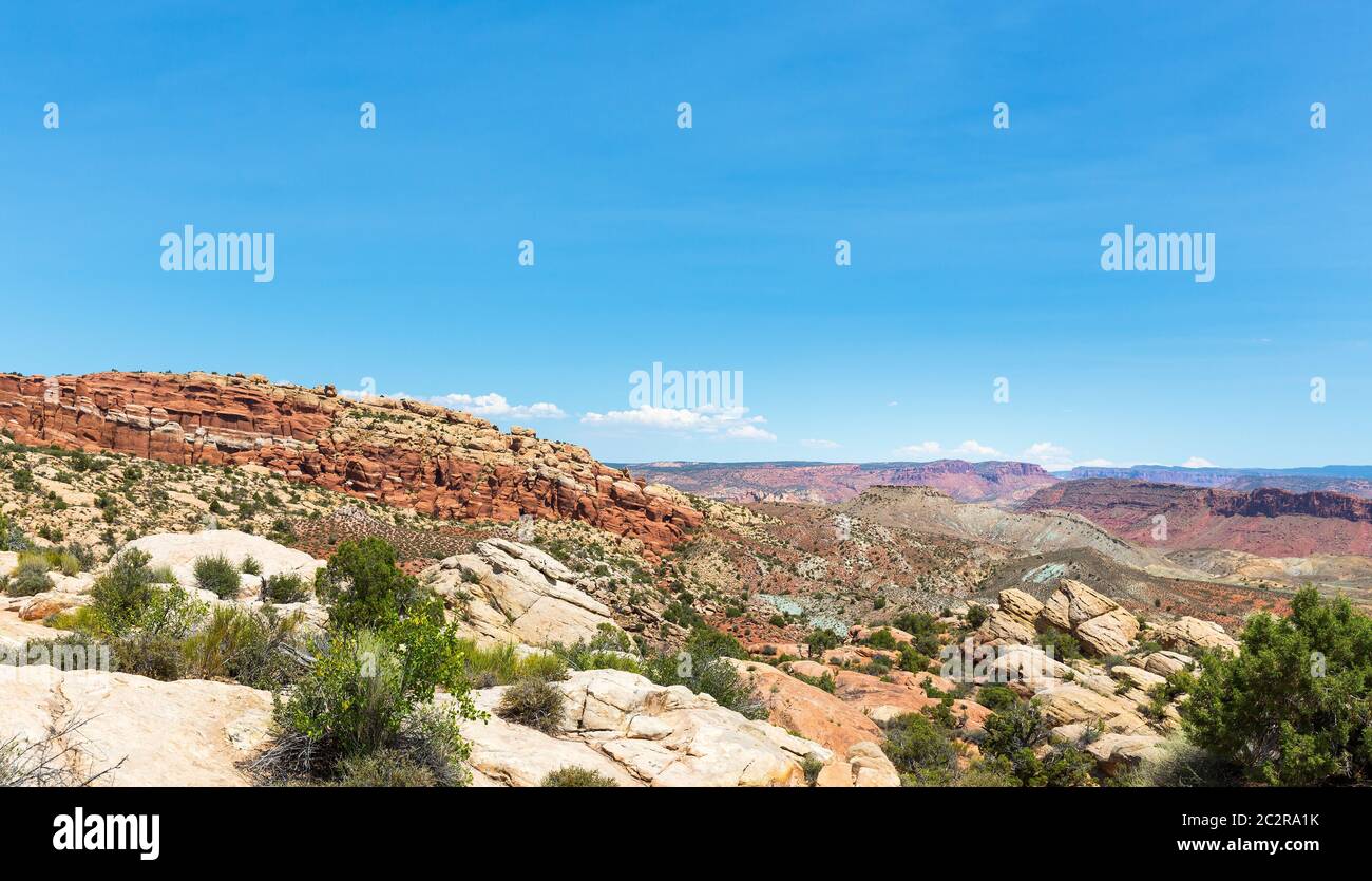 Paesaggio della valle nel Parco Nazionale di Arches nello Utah, Stati Uniti Foto Stock