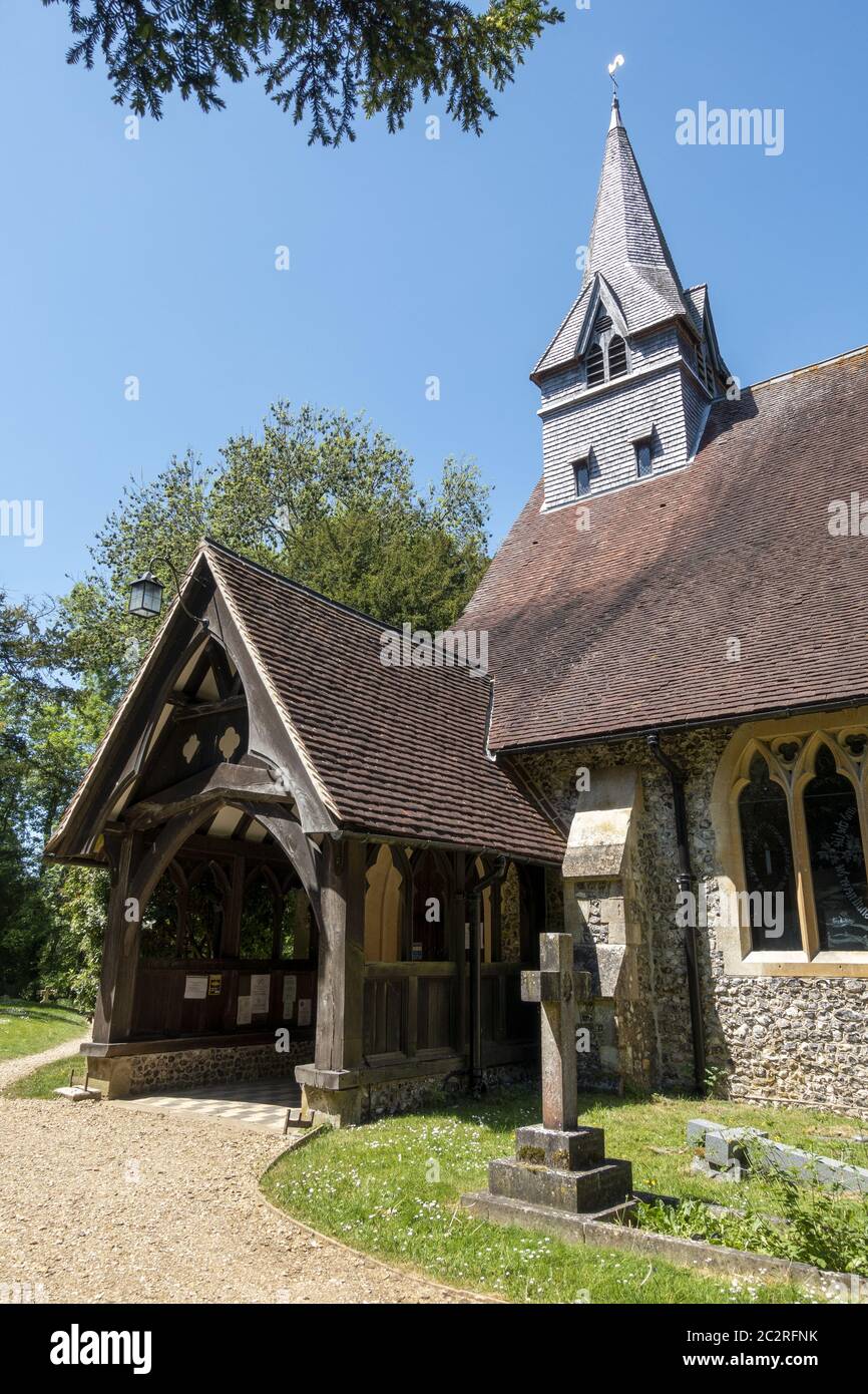 Chiesa di San Pietro e Santa Croce a Wherwell, Hampshire, Inghilterra, Regno Unito Foto Stock