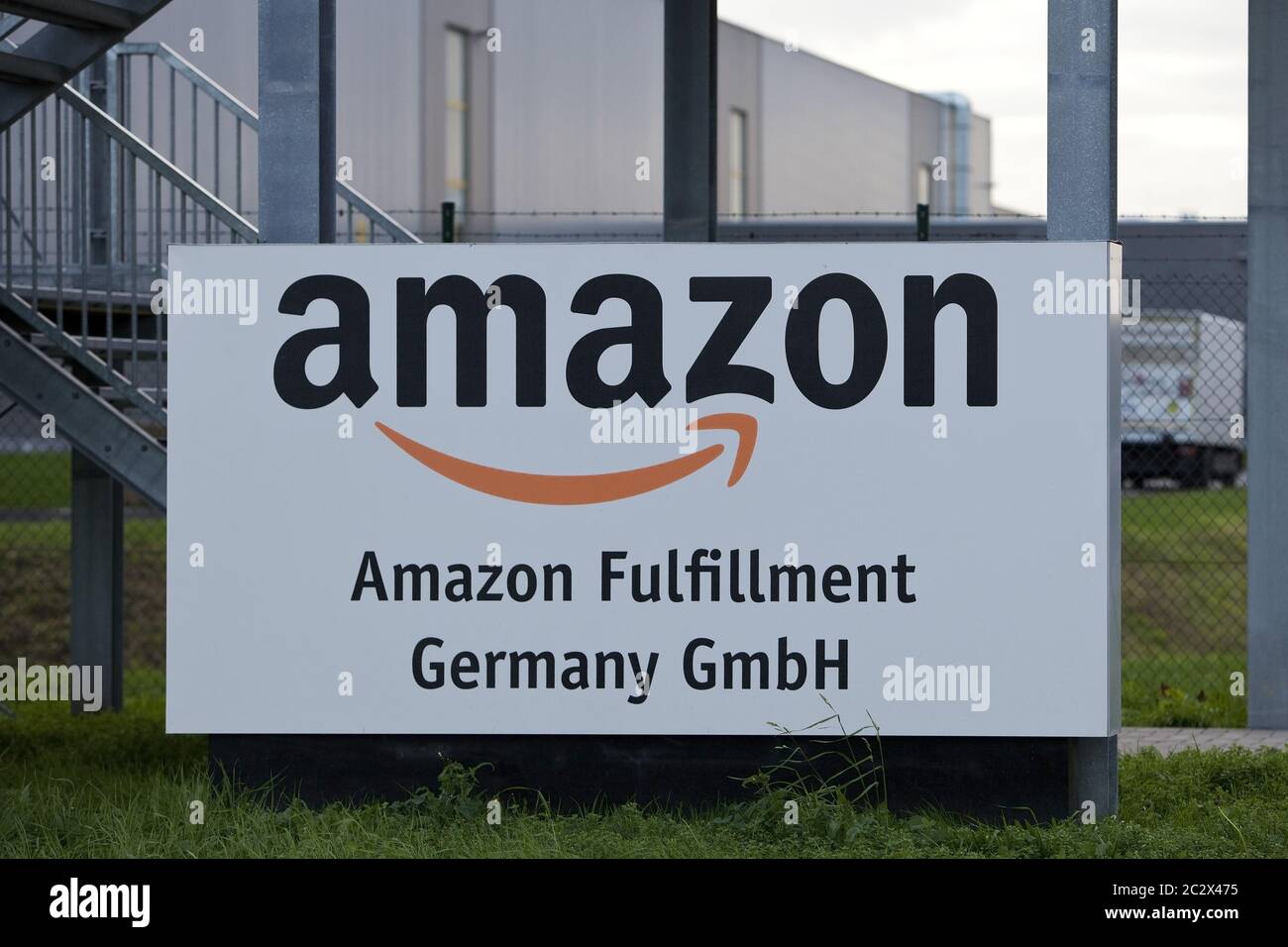 Centro logistico Amazon, Fulfillment, una delle più grandi sedi in Europa, Rheinberg, Germania Foto Stock