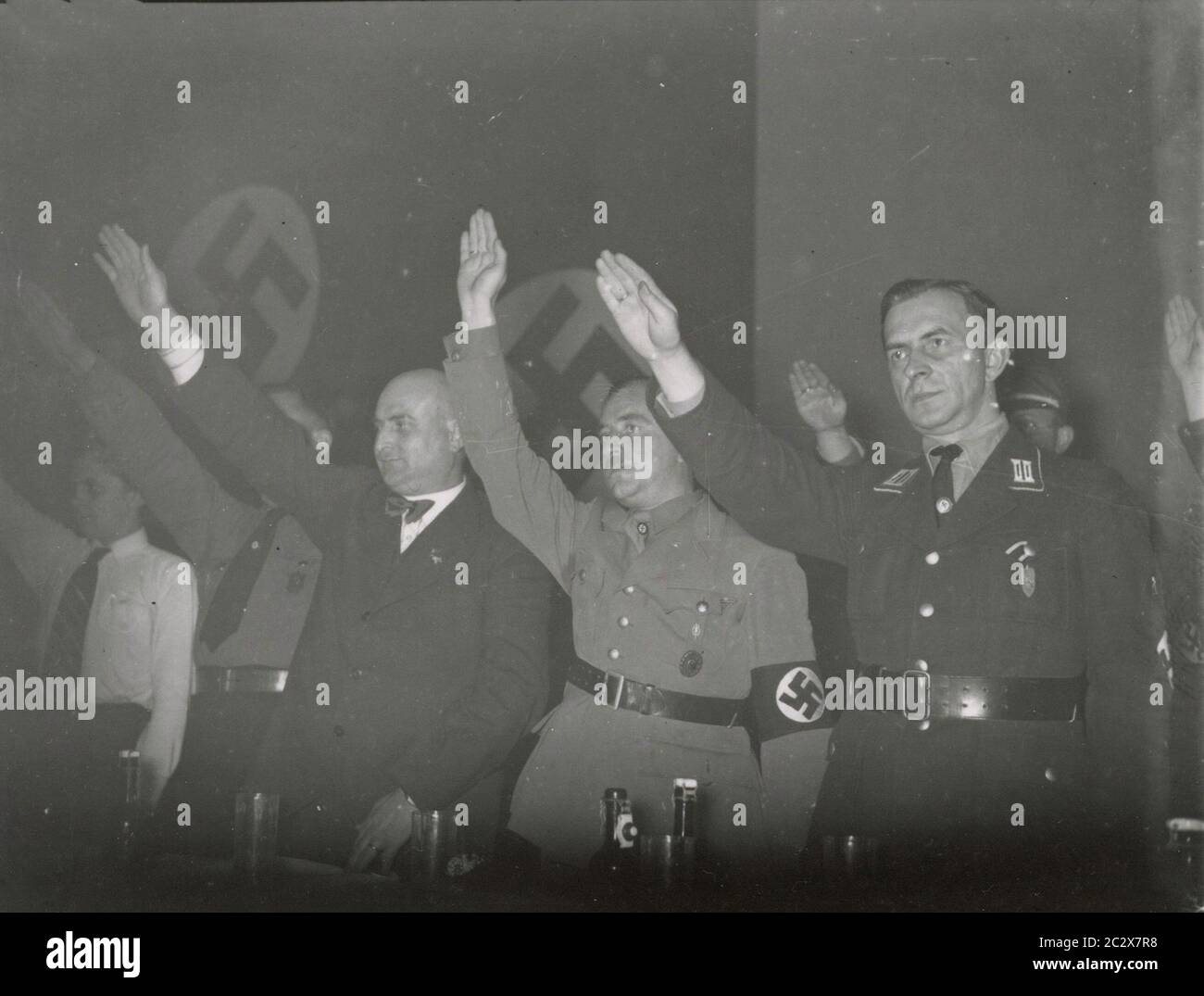 L'angelo del rally Heinrich Hoffmann fotografa 1933 il fotografo ufficiale di Adolf Hitler, e un politico e editore nazista, che era un membro del circolo intimo di Hitler. Foto Stock