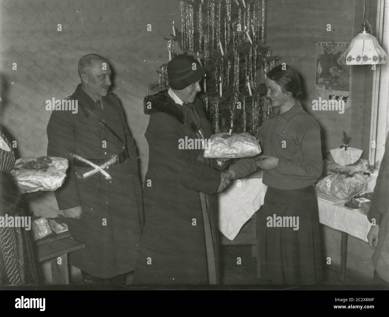 Reichsarbeitsfuehrer Hierl Heinrich Hoffmann Fotografie 1933 fotografo ufficiale di Adolf Hitler, e un politico e editore nazista, che era un membro del circolo intimo di Hitler. Foto Stock