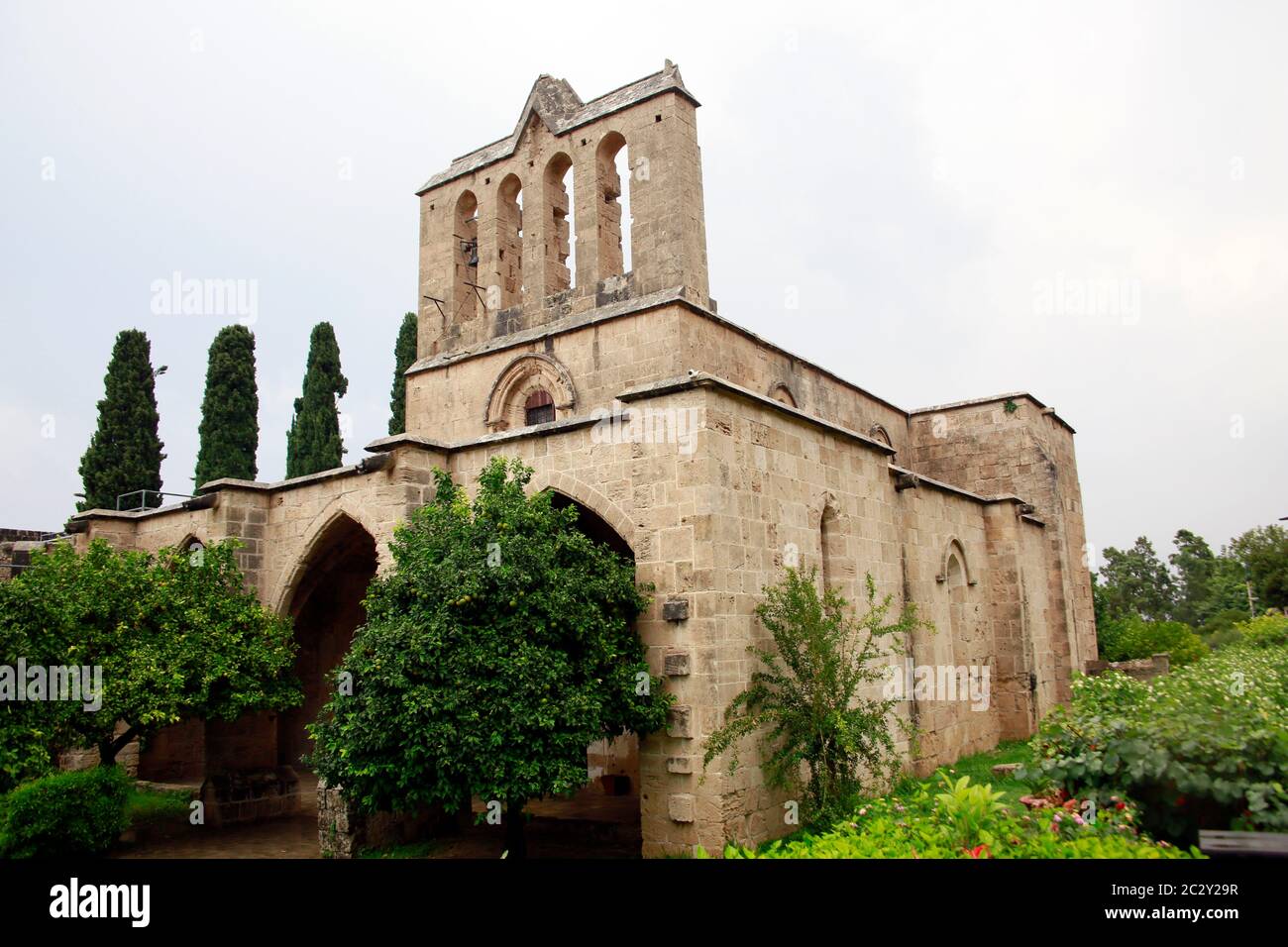 Monastero gotico rovina Abbazia Bellapais - Chiesa monastero Foto Stock