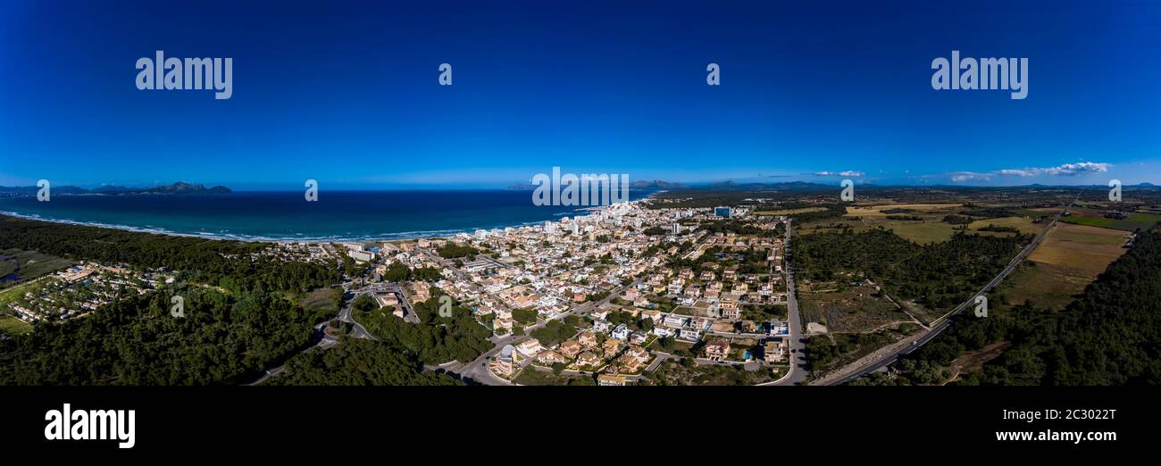 Foto aeree, Can Picafort, baia e agricoltura, Maiorca, Isole Baleari, Spagna Foto Stock