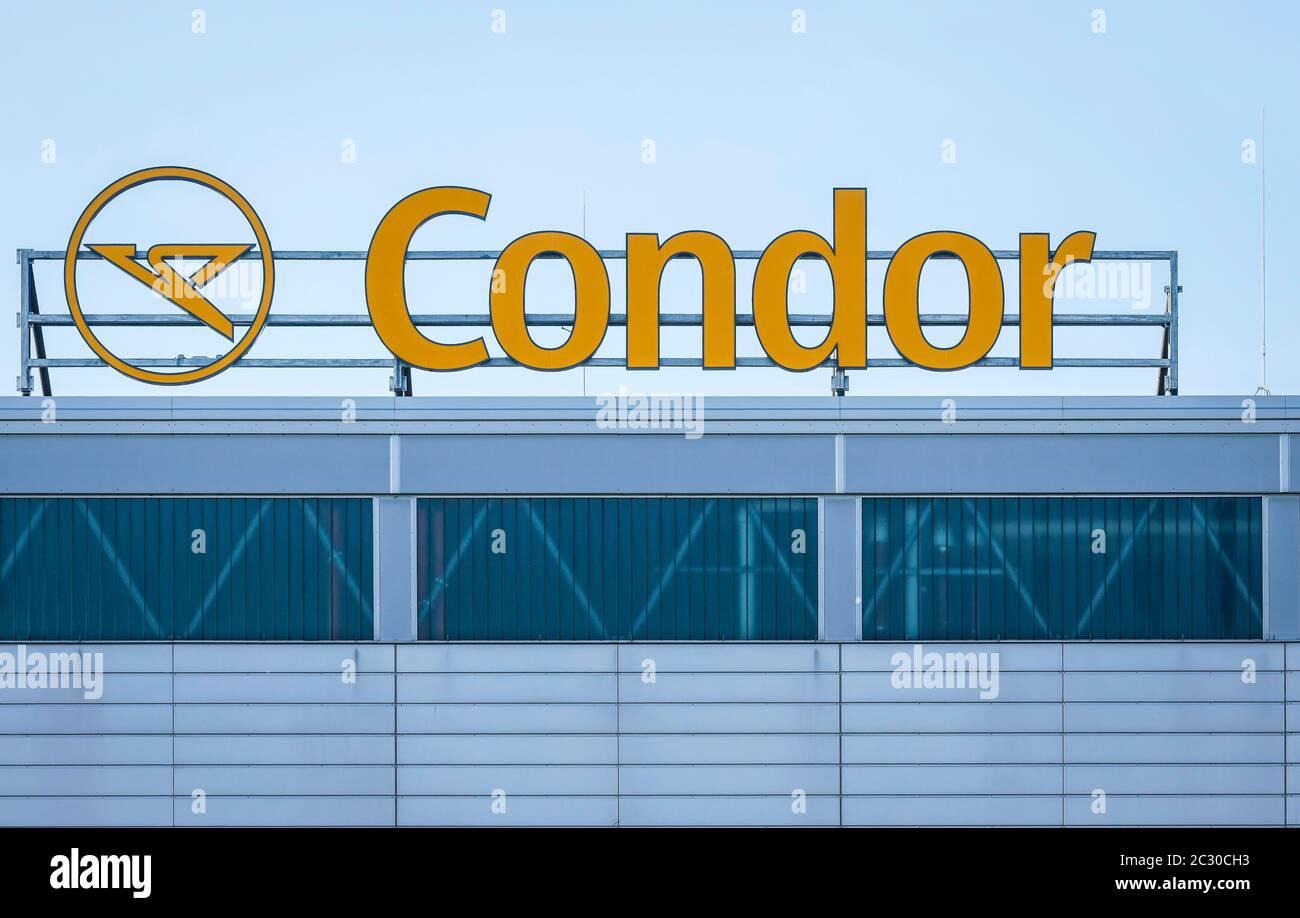 Logo Condor sull'hangar dell'aereo, aeroporto di Duesseldorf, Duesseldorf, Renania Settentrionale-Vestfalia, Germania Foto Stock