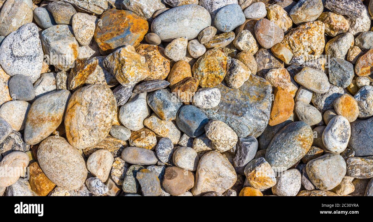 Primo piano di rocce sulla spiaggia nel Maine, Stati Uniti Foto Stock