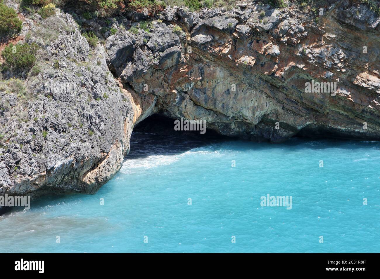 Marina di Camerota - Grotta a Cala Bianca Foto Stock