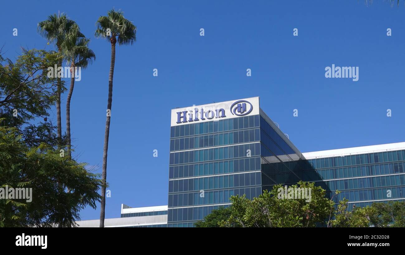 L'Hilton Hotel presso l'Anaheim Resort, vicino al Centro Congressi Foto Stock