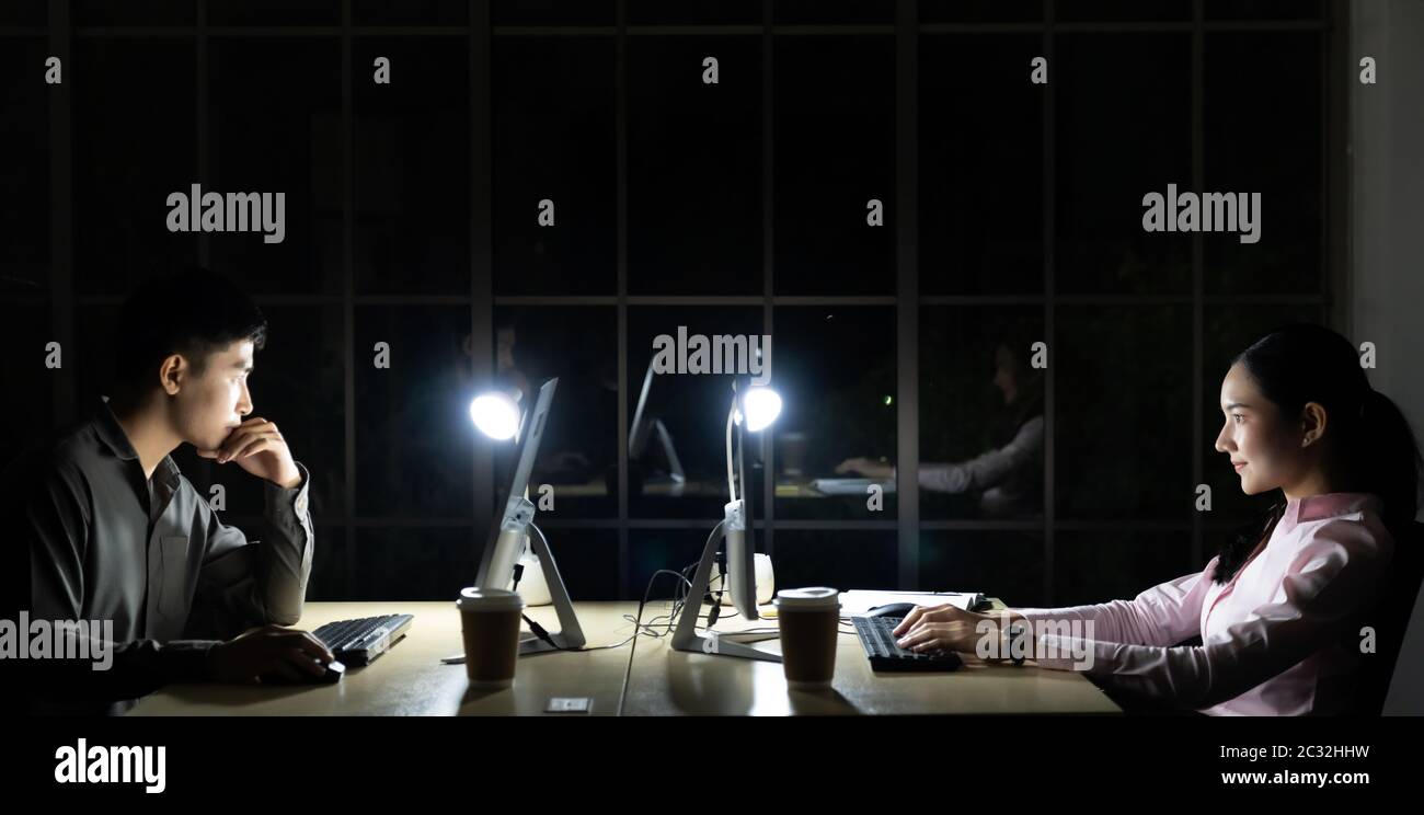 Lavoro di notte. Foto Stock