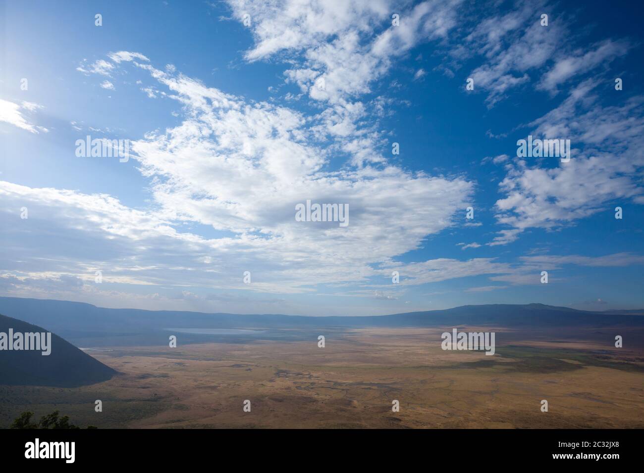 Cratere di Ngorongoro vista aerea, Tanzania Africa. Tanzania paesaggio Foto Stock