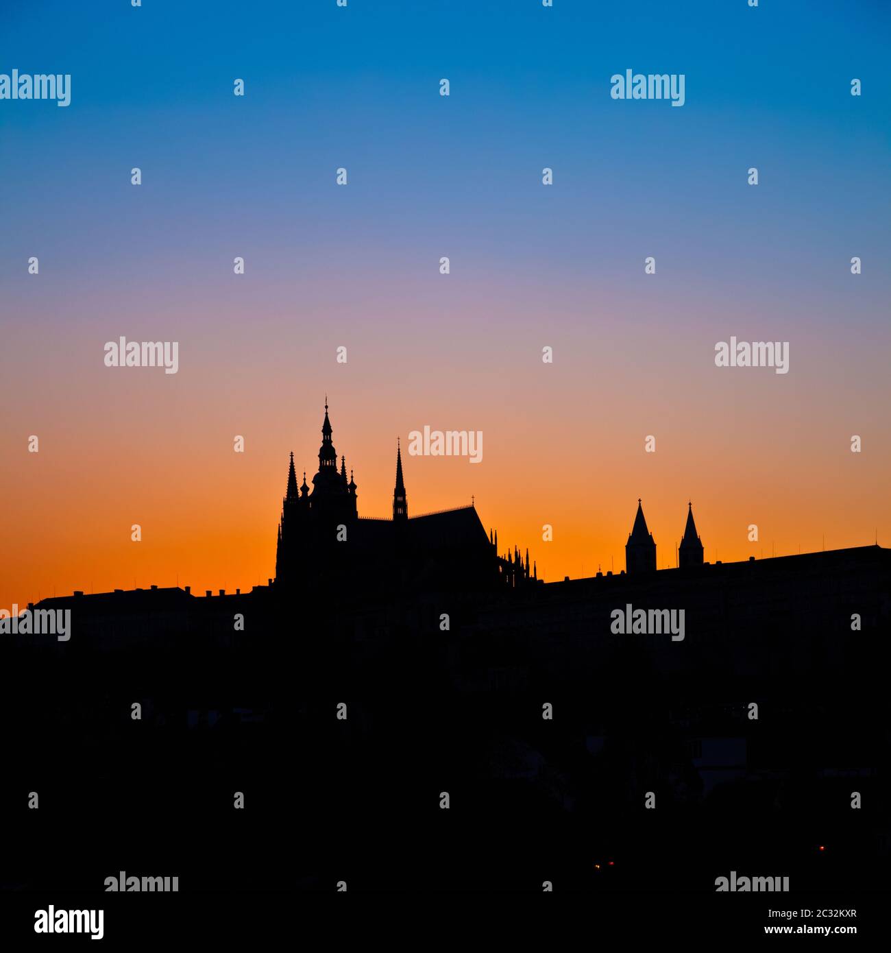 Il Castello di Praga di notte Foto Stock
