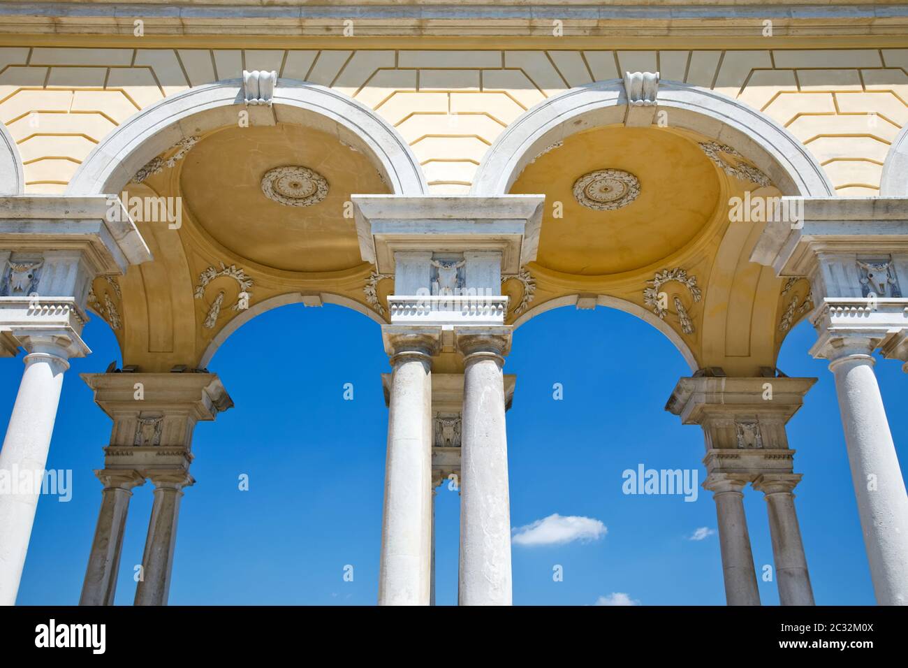 Il particolare di Gloriette nel Palazzo di Schonbrunn, Vienna Foto Stock
