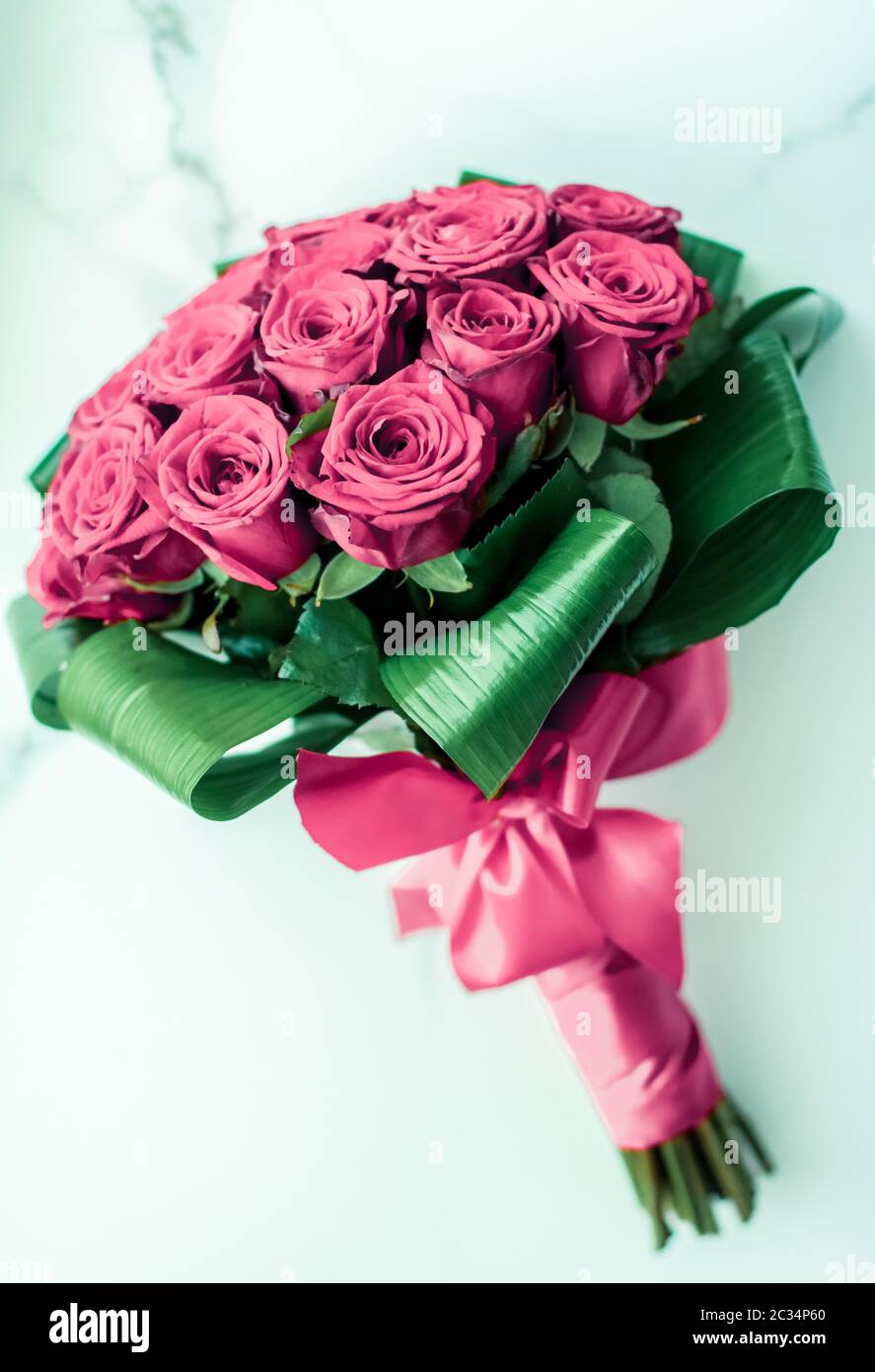Carta Di Compleanno Con Bellissimi Fiori Immagini E Fotos Stock Alamy