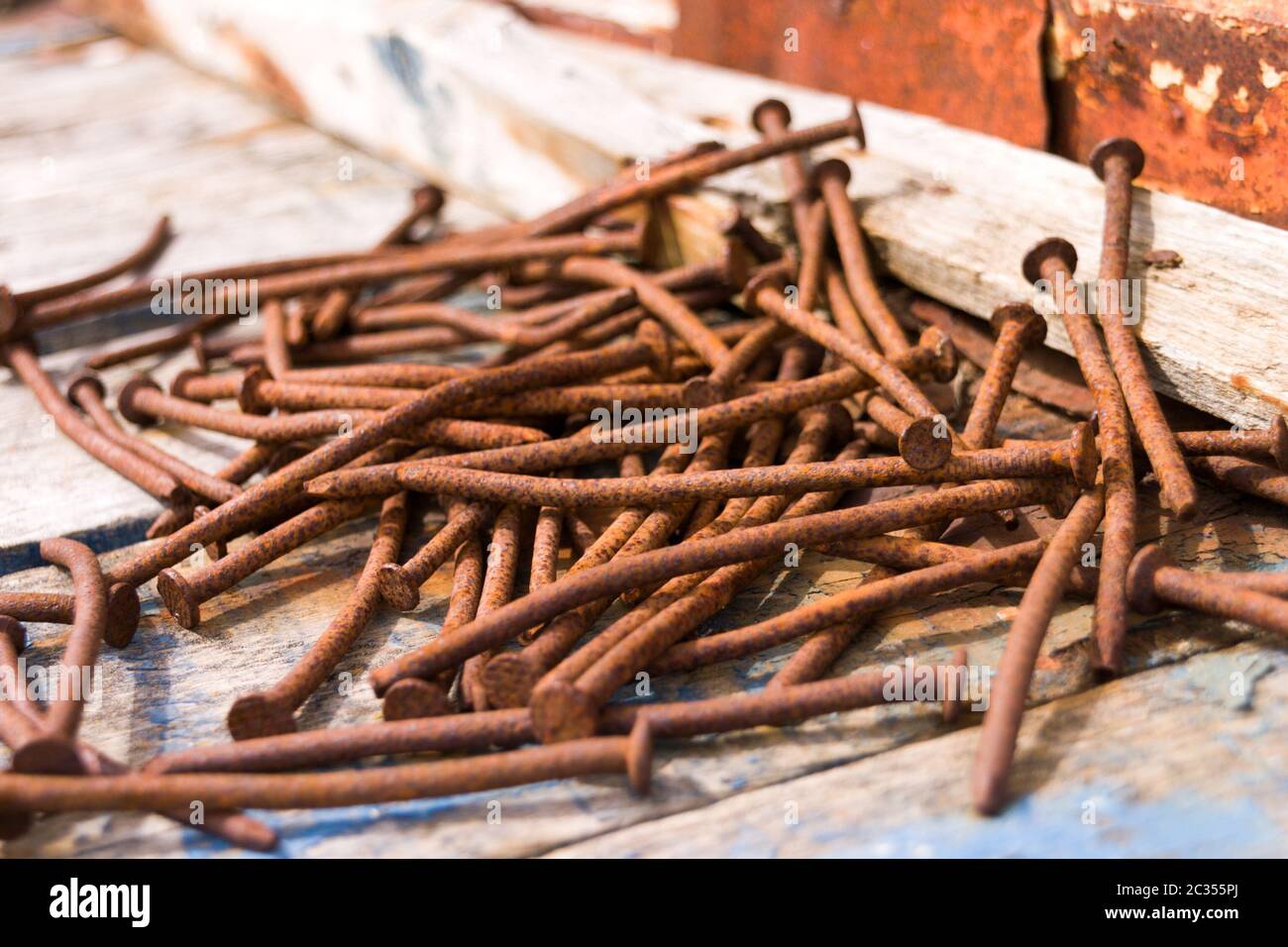 Chiodi in legno immagini e fotografie stock ad alta risoluzione - Alamy