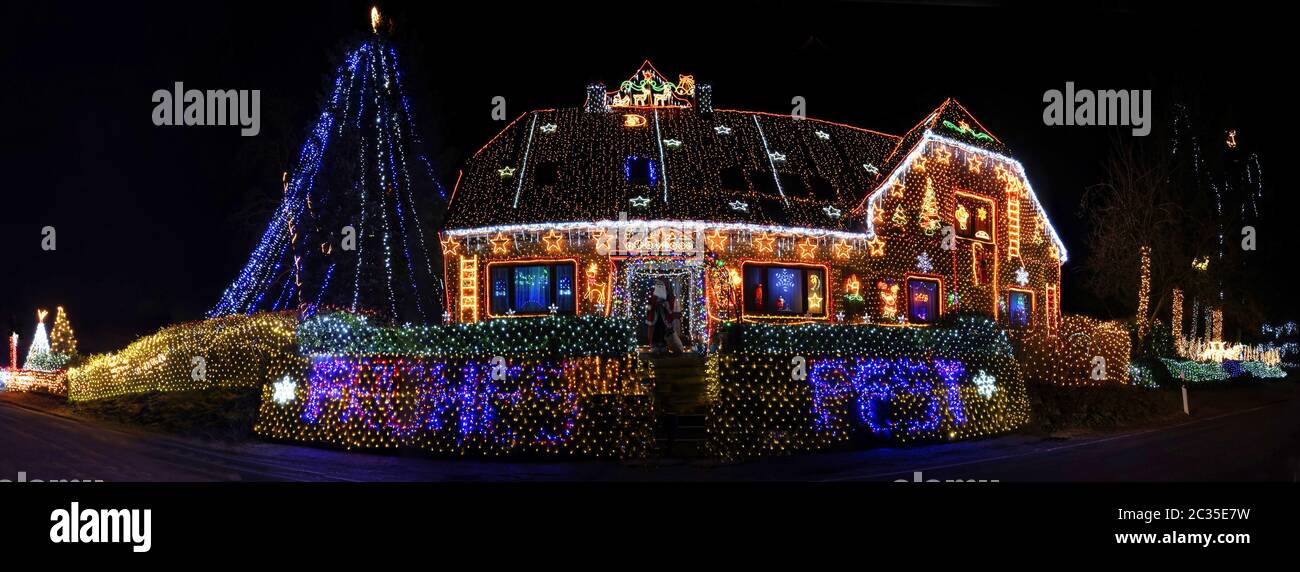 Christmashouse di notte dell'aratro Foto Stock