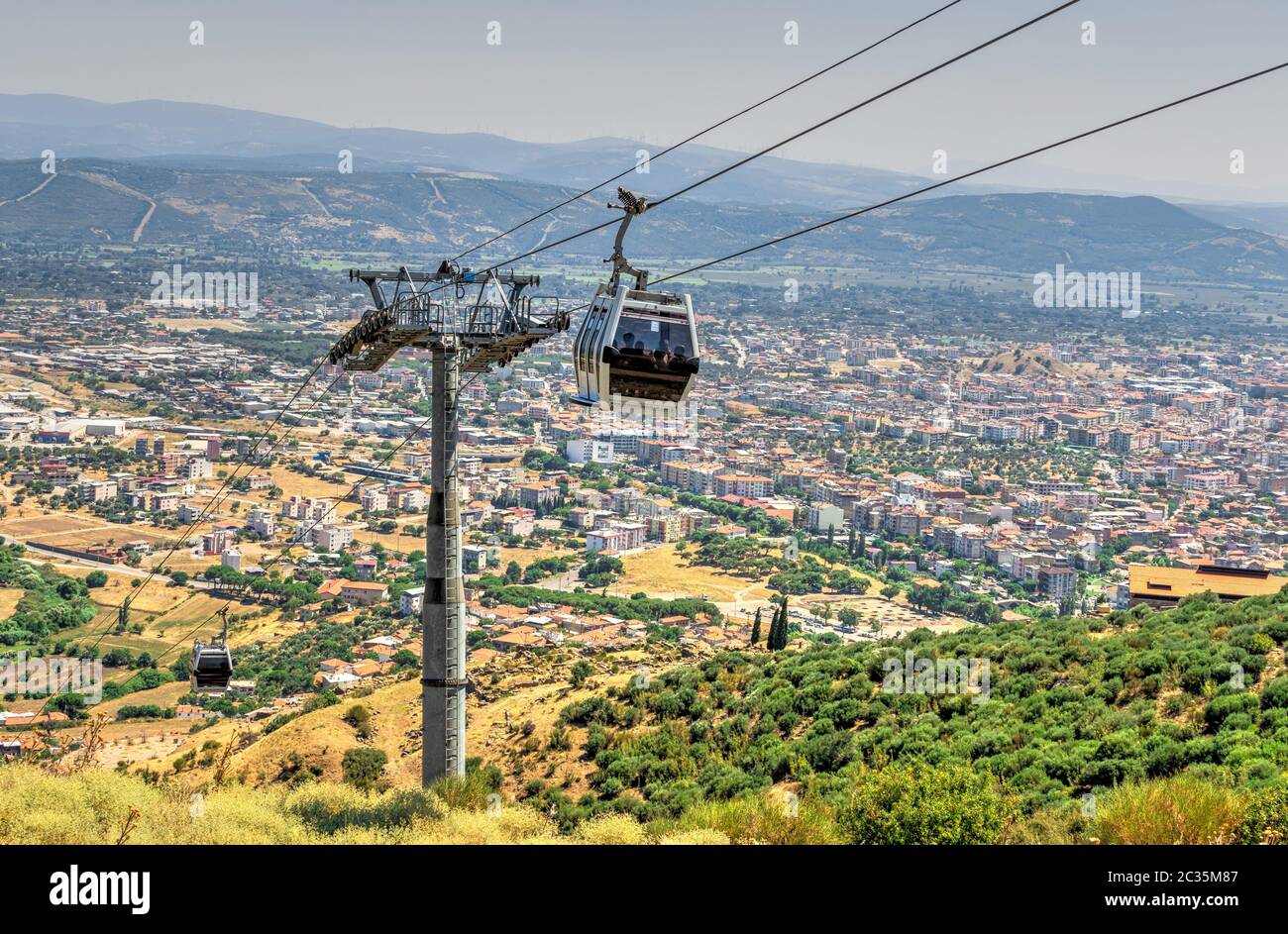 Pergamon, Turchia -07.22.2019. Pergamon Acropolis Upper Cable Station in Turchia in una soleggiata giornata estiva Foto Stock