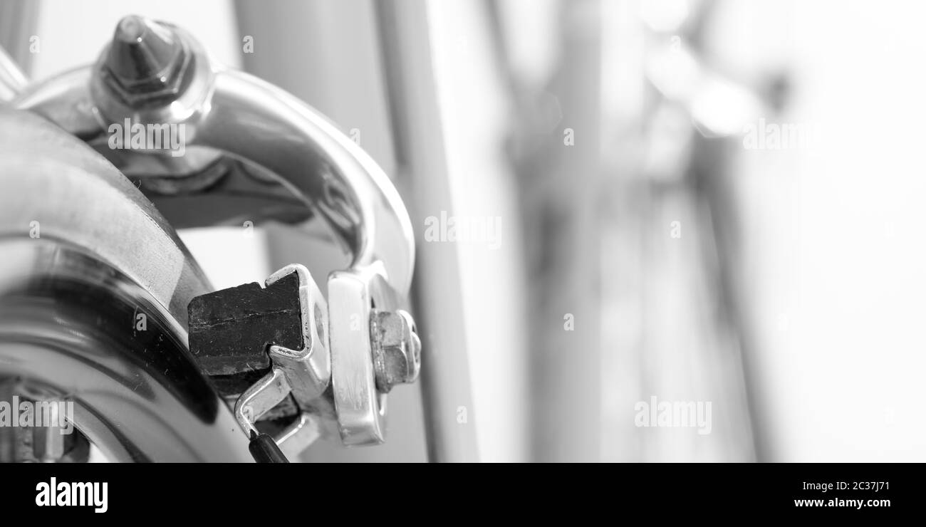 Biocicletta e gomma del freno su uno pneumatico da vicino Foto Stock