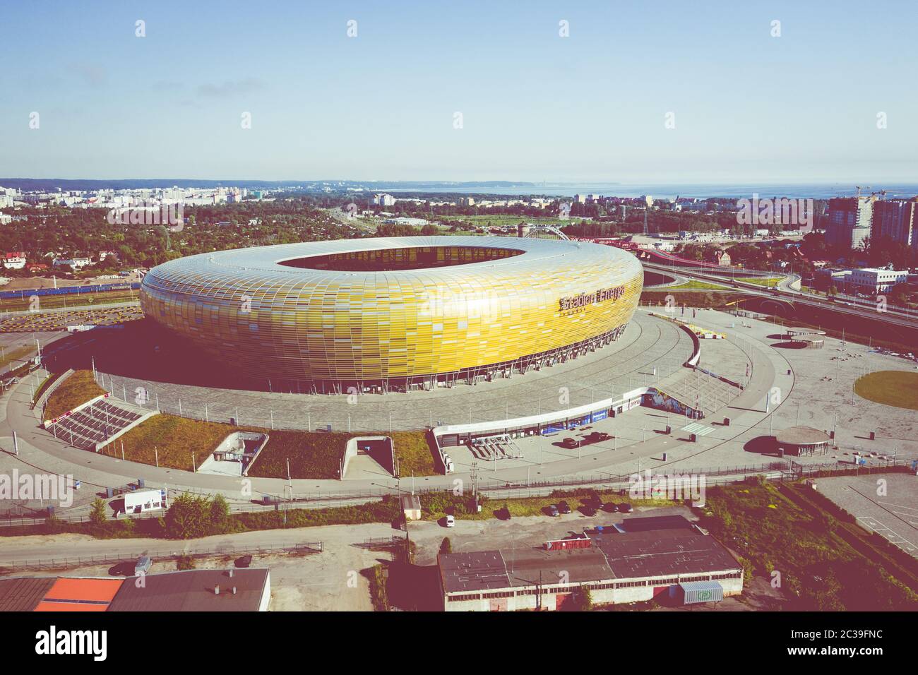 GDANSK, POLONIA - 17 GIUGNO 2020: Veduta aerea dello Stadio Energa, stadio di casa della squadra locale Lechia Gdansk. Danzica, Polonia. Foto Stock
