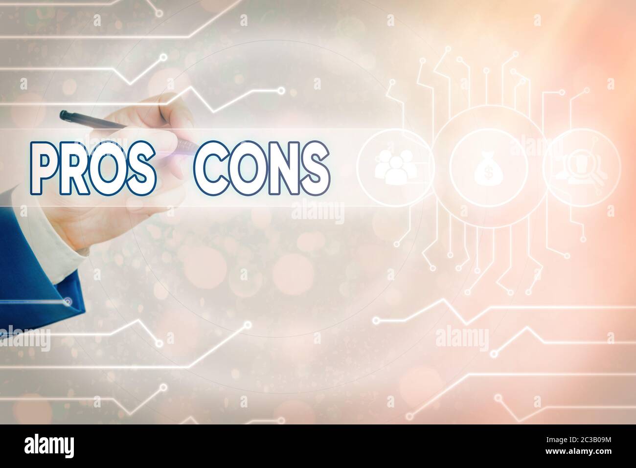 Scrittura concettuale a mano che mostra i pro Cons. Concetto che significa vantaggi e svantaggi osservati durante l'esame di un prodotto Foto Stock