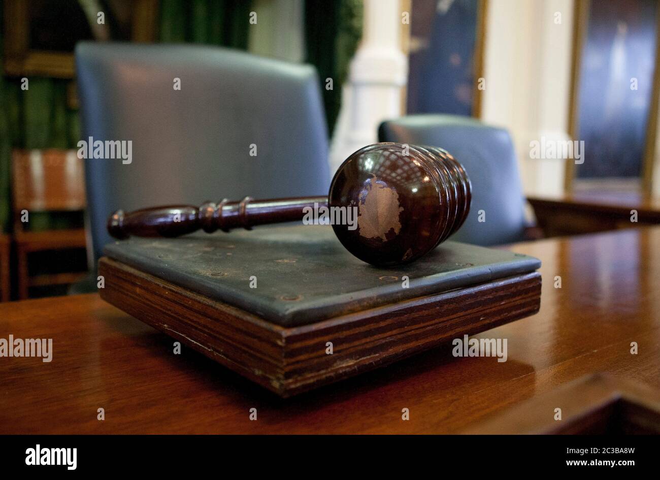 Il gavel logoro si trova sulla scrivania del governatore del tenente texano all'interno dell'edificio del Campidoglio texano di Austin, Texas ©Marjorie Kamys Cotera/Daemmrich Photography Foto Stock